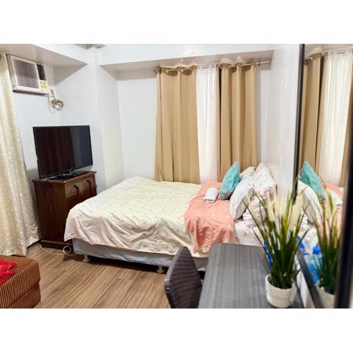 1BR LaVerti Cloud Nine Suite Family Affordable Staycation