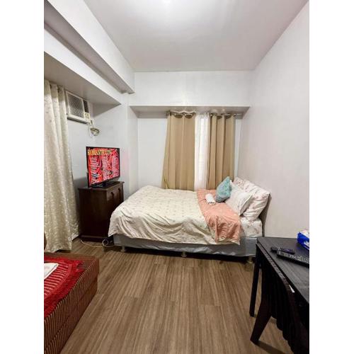 1BR LaVerti Minalist affordable family staycation