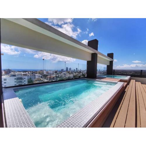 1br Luxury Condo Jacuzzi, gym Mountains with parking lot