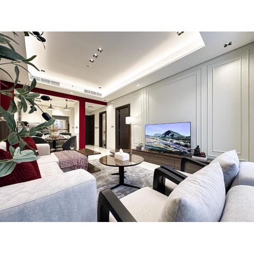 1BR Luxury Escape by Trophy Royal-Inspired Designer Stay