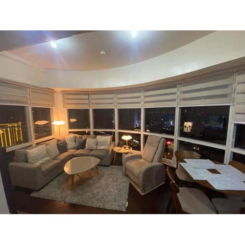 1BR Premium condo - Twin Oaks Pl PANORAMIC VIEW