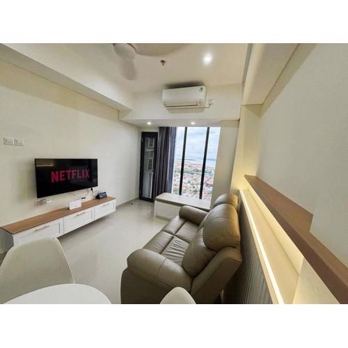 1BR SeaView, Highfloor,Pollux Meisterstadt by Saju Living
