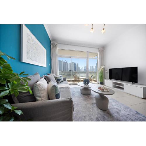 1Br Suit with Full Canal View - Down Town