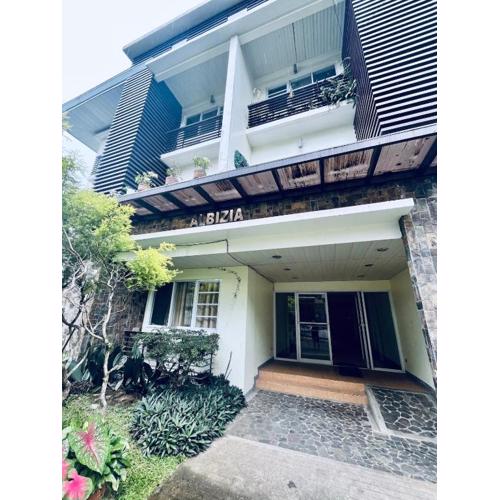 1BR Tagaytay Condo Staycation near Sky Ranch