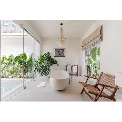 1BR Villa with Private Pool & Stylish Wood Accents