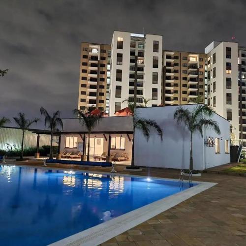 1br,Gym, pool, Klb Hse, BB court