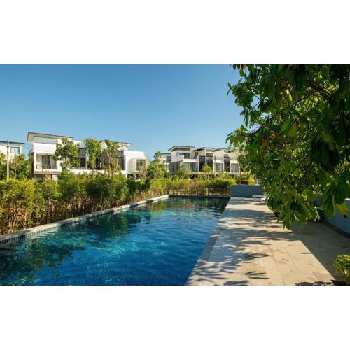 2 bdr Townhouse in Laguna Park by CapitalPro