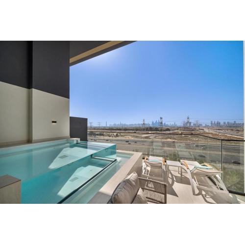 2 Bed with PRIVATE POOL on Balcony by STAY IN HOMES - Marina 14min - Self checkin - Gym - Parking