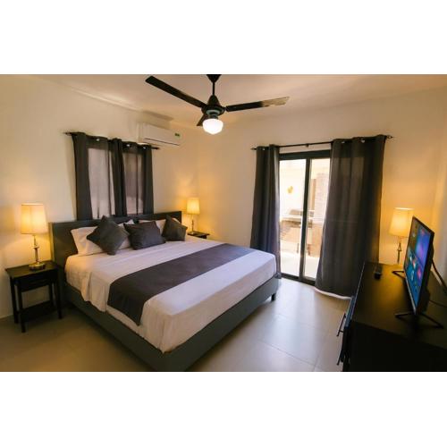 2-bedroom apartment with 24h electricity and private parking