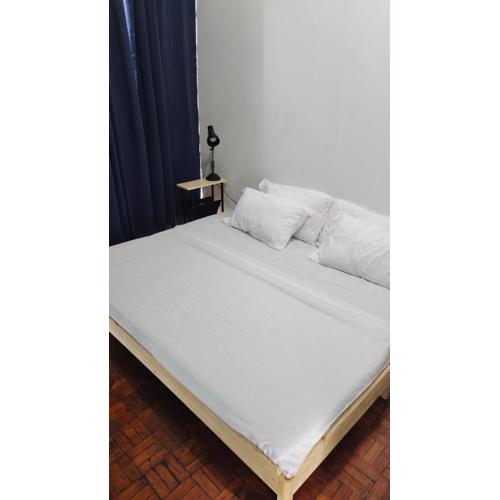 2 Bedroom condo near St. Luke's Medical Center Quezon City