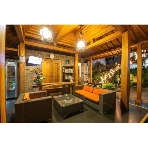 2-Bedroom Garden Legian Villa, 5min Walk to Double Six Beach