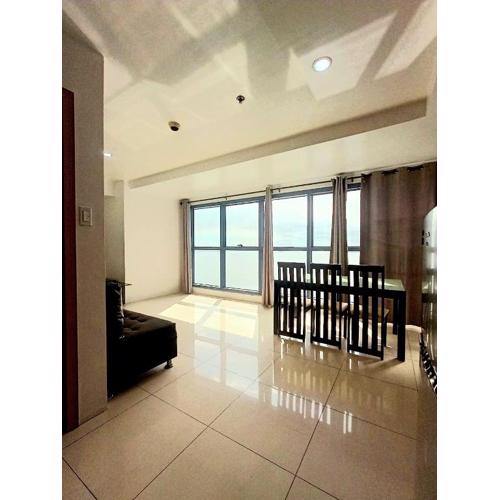 2 Bedroom in Grand Riviera Suites infront of US Embassy