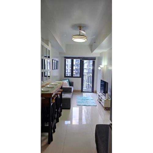 2 Bedroom Mall of Asia and Airport