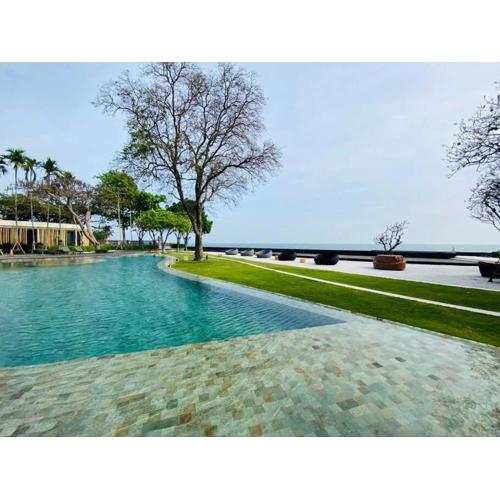 2 Bedroom oceanfront condo