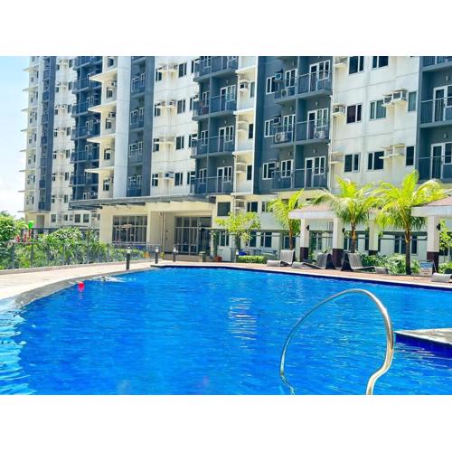 2 Bedroom with Balcony, Game Console, Karaoke and Netflix