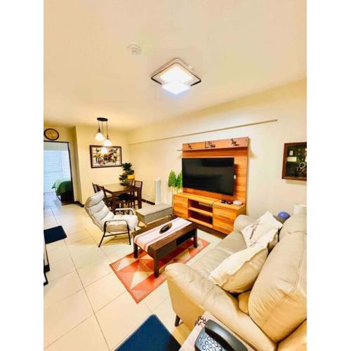 2-bedroom with Balcony in a Resort Setting - H Ivory