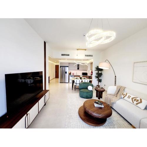 2-bedrooms apartment Experience Luxury Living at Creek Palace