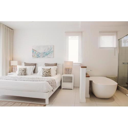 2 bedrooms charming apartment, West Island Resort