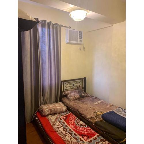 2 bedrooms condo fully furnished and 2 bathrooms