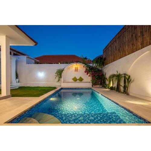 2 Bedrooms Villa 5 Minutes to Echo Beach Canggu