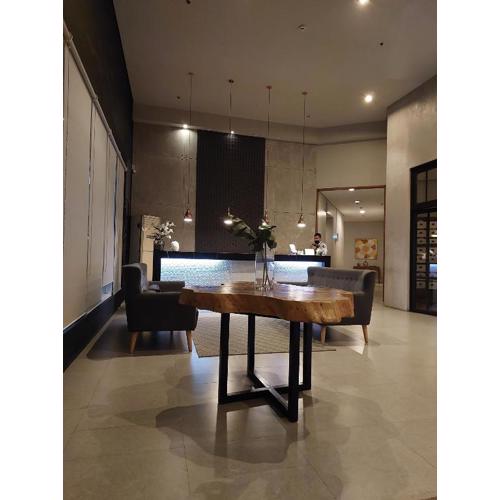 2 BR Condo Free Wifi & Netflix - Circulo Verde, Eastwood Libis, Quezon City