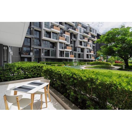 2 br Terrace Laguna, SkyPark