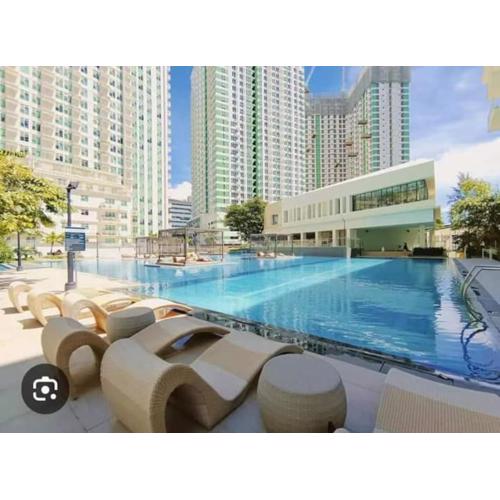 2 Br Unit, Avida Tower Riala by Villahermia