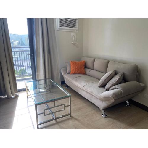 2-min Walk to Okada Near AirportMOA wBalcony