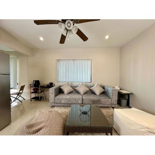 2 mins to SRT I Urban Hideaway near Park