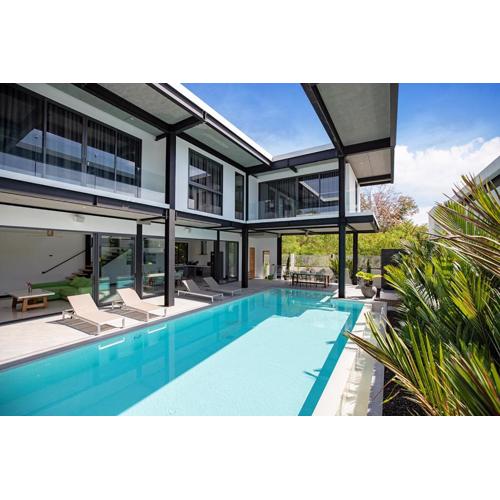 2-Storey Villa Sunset Garden 5 with 4BR and Salt Water Pool