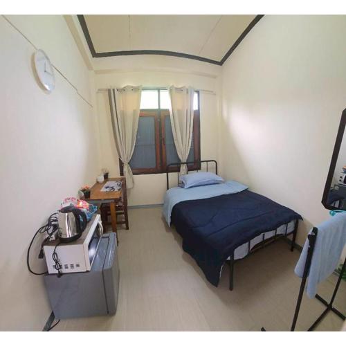 212 Cozy room with private balcony