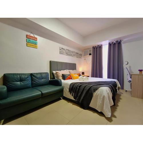 2414T1 Avida Riala IT Park Queen Bed 178Mbps Wi-Fi