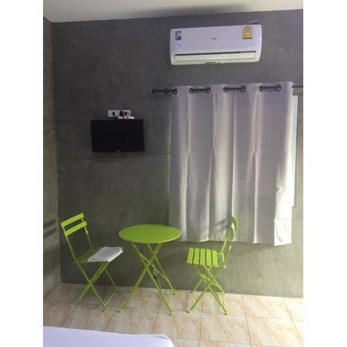 เจิดจรัสรีสอร์ทโรงแรม24ชม