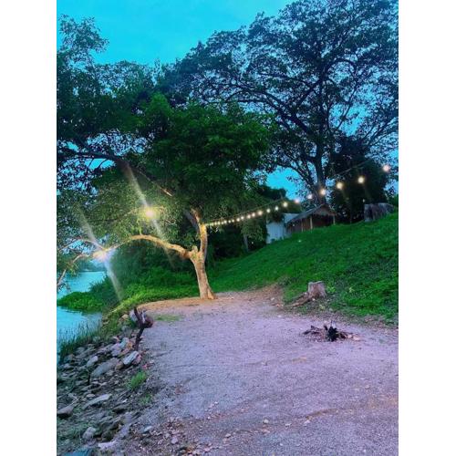 ไวท์เฮาส์โฮมสเตย์24ชั่วโมง