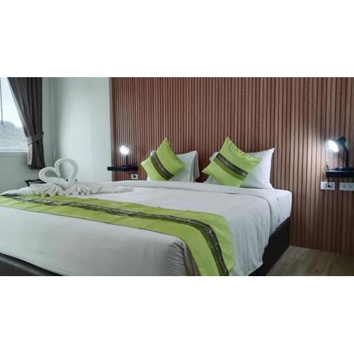 28 Boutique Hotel - Newly Renovated