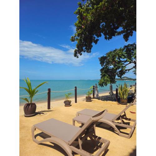 2Bedrooms Beachfront House with Fast WIFI