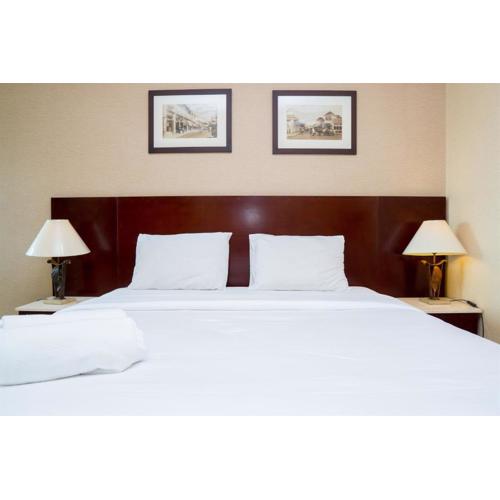 2BR Apartment with Private Bathtub at Galeri Ciumbuleuit 1 By Travelio