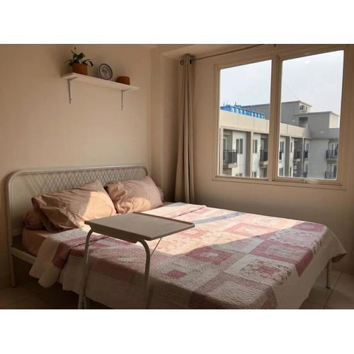 2BR at PGV Cimanggis with Netflix near exit Toll Jagorawi