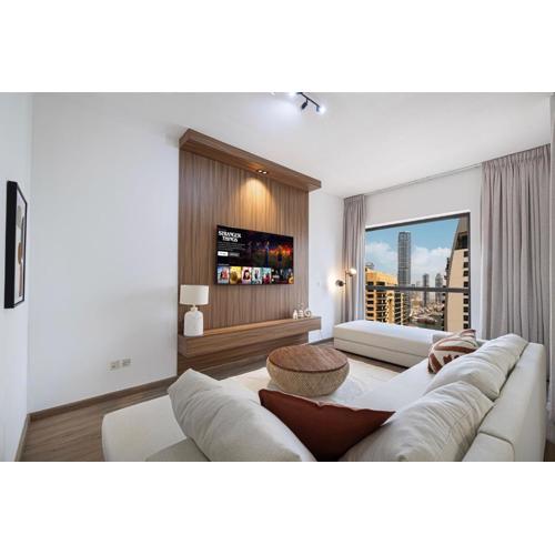 2BR Close to the beach - Projector Nights