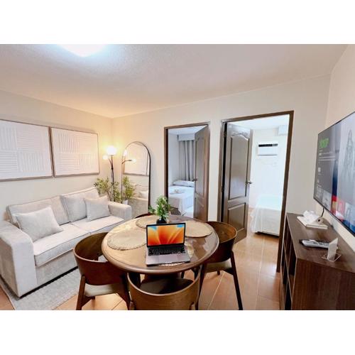 2BR Condo w Pool & WiFi Near Mall & Restaurants