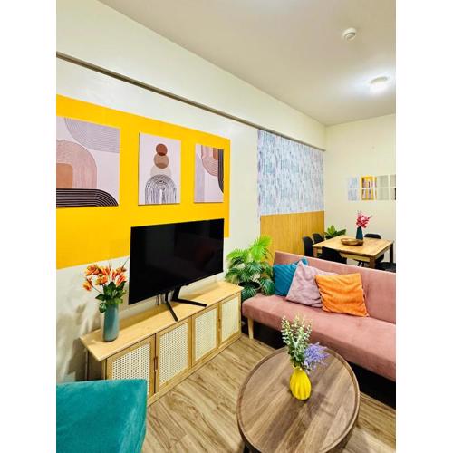 2BR Condo with Balcony and Parking