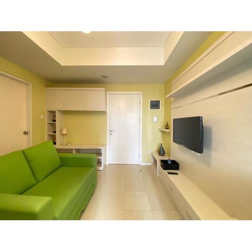 2BR Cozy Apartment at Parahyangan Residence By Travelio