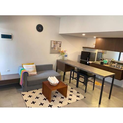 2BR HOUSE Happystay at FREJA BSD lalerooms close to ICE BSD find us on ig lalerooms