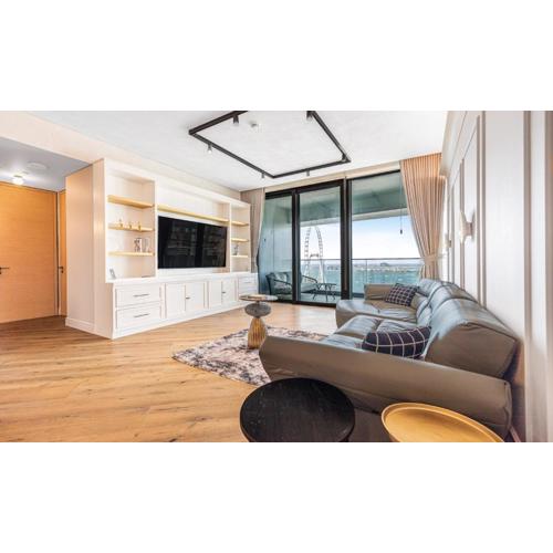 2BR Jumeirah Gate 1, Marina Skyline View