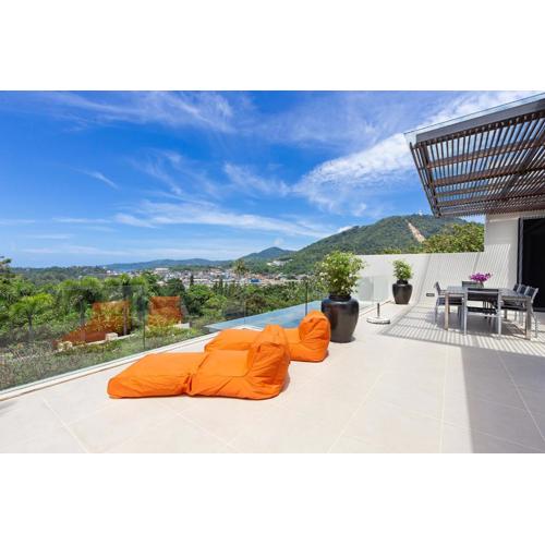 2Br Luxury Residence, Scenic View, 5min to Kata Beach, The Heights C3