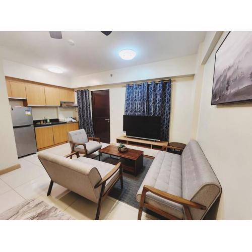 2BR NORTHPOINT CONDO Free Airport Pick up for 3 nights stay or more