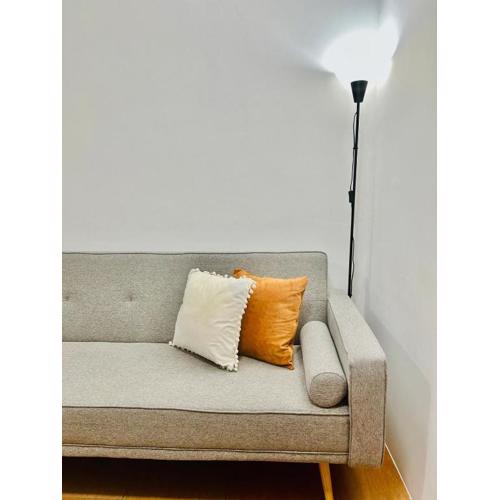 2BR Relaxing Oasis with pool access Sorrento Oasis