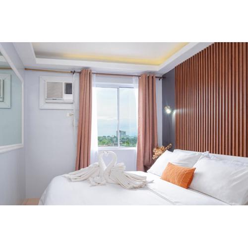 2BR Spacious Downtown Dwelling