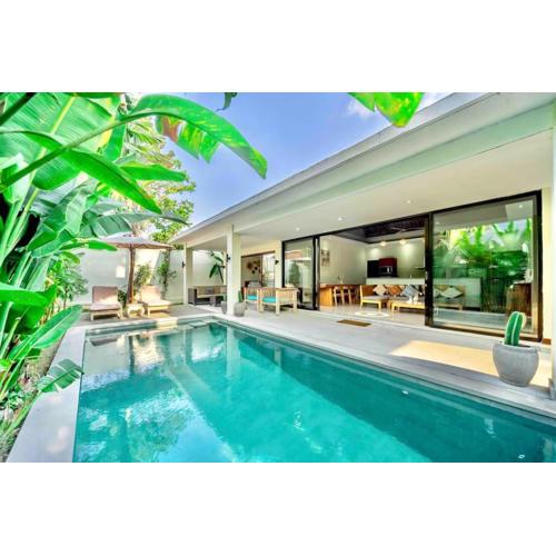 2BR Villa Yuna private pool & bathub seminyak area