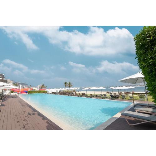 2BR with Sea View & Terrace